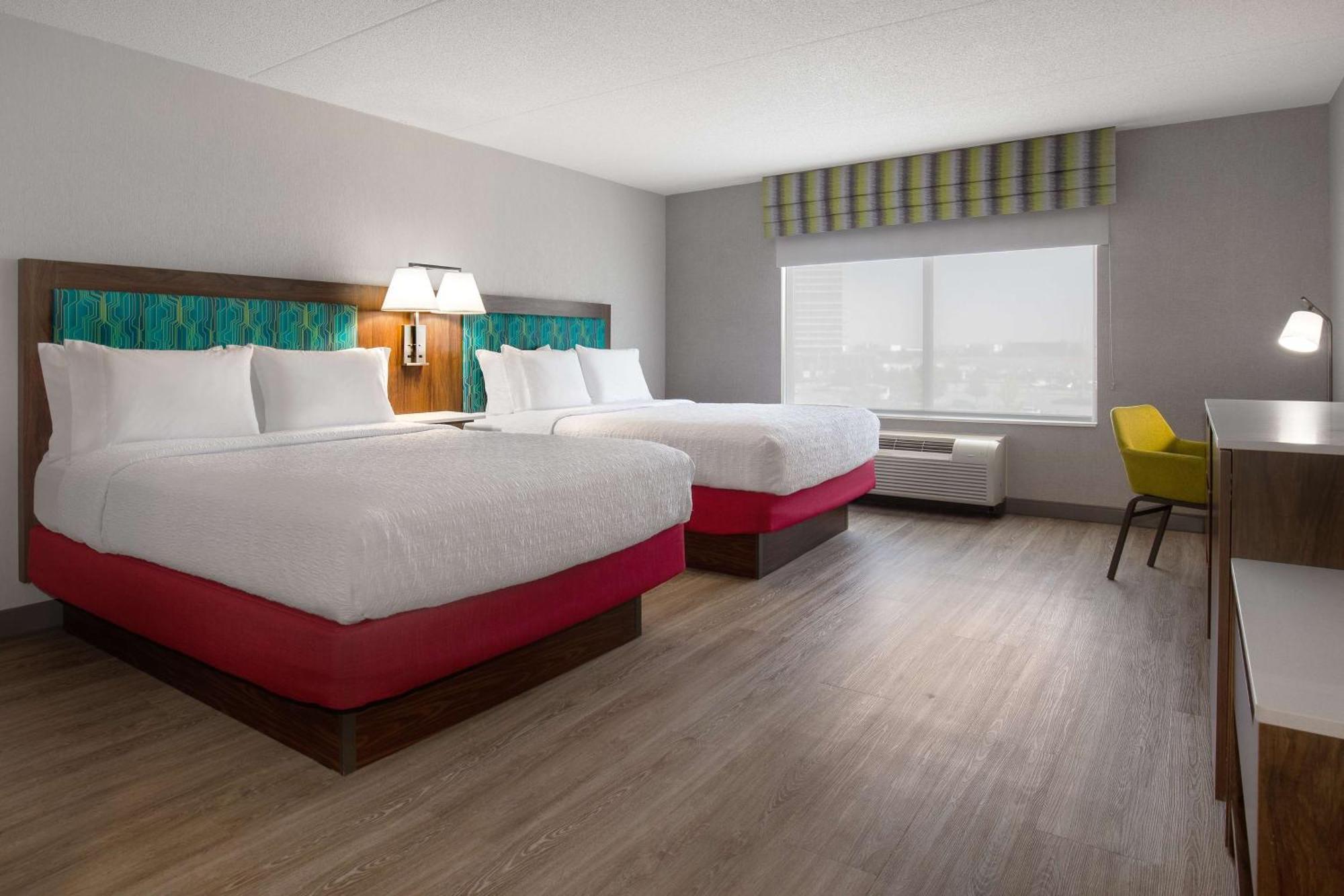 Hampton Inn By Hilton Brampton - Toronto Kültér fotó